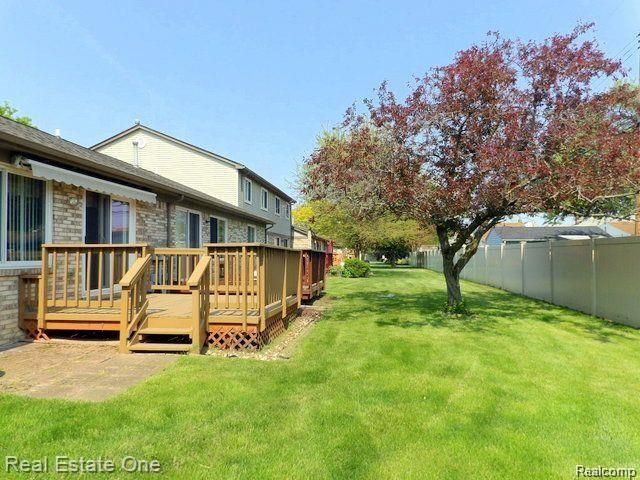 14814 Paris Court, Allen Park, MI 48101