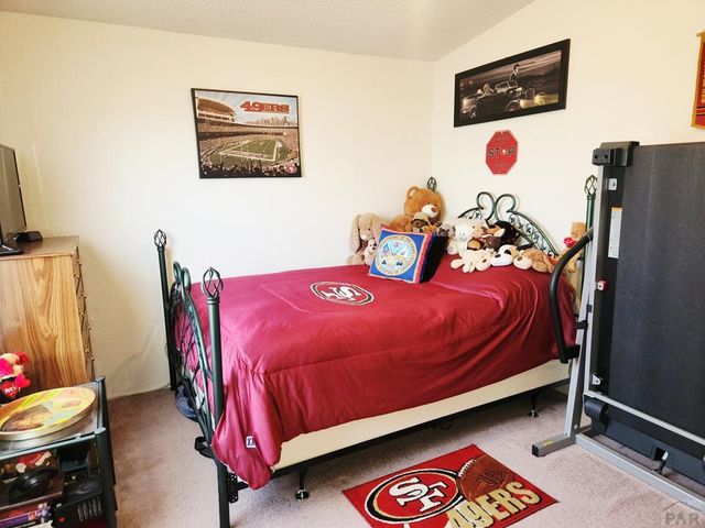 366 E Countryside Dr, Pueblo West, CO 81007