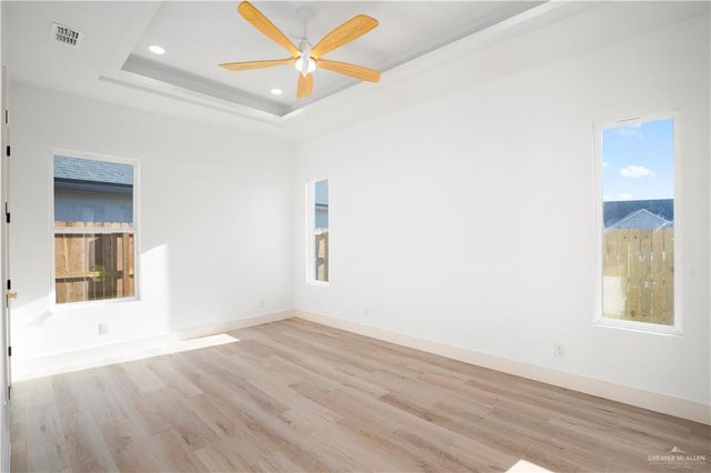 9903 N 25th Lane, Mcallen, TX 78504