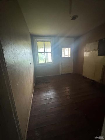 4224 N Florissant Avenue, St Louis, MO 63107