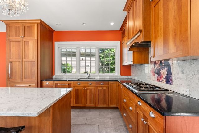 4 Gracewood Park, Cambridge, MA 02138