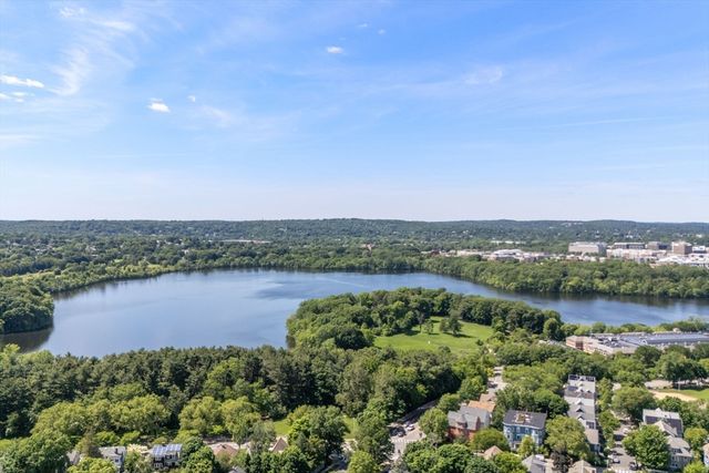4 Gracewood Park, Cambridge, MA 02138