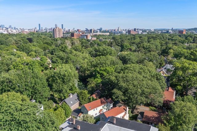 4 Gracewood Park, Cambridge, MA 02138