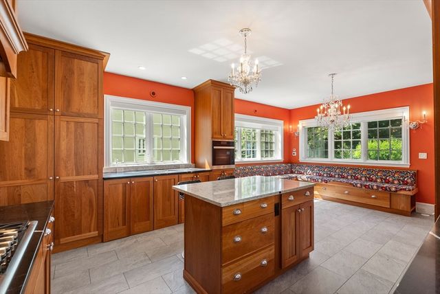 4 Gracewood Park, Cambridge, MA 02138