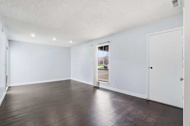 1094 Merrimar Circle S, A, Columbus, OH 43220