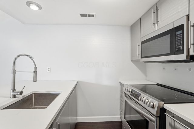 1094 Merrimar Circle S, A, Columbus, OH 43220