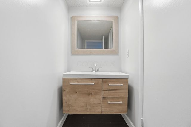 1094 Merrimar Circle S, A, Columbus, OH 43220