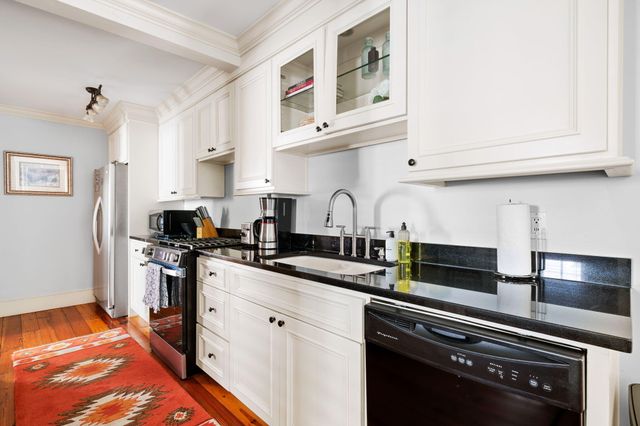 162 Spring Street A, Charleston, SC 29403