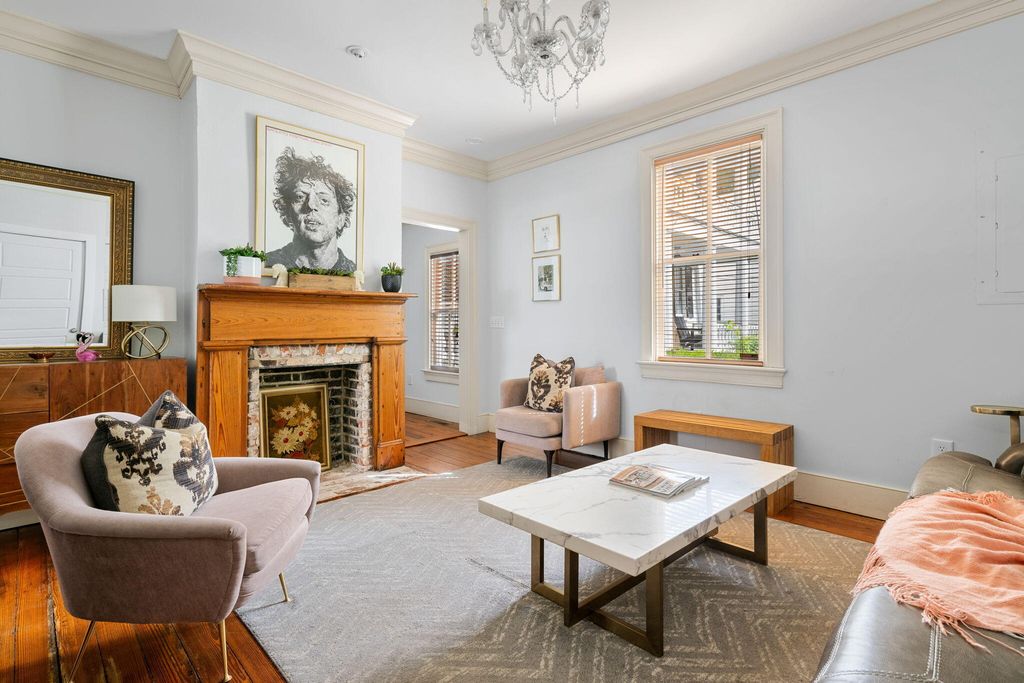162 Spring Street A, Charleston, SC 29403