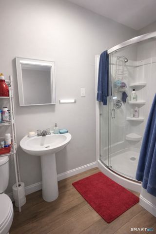 17 Davis Street, New Haven, CT 06515