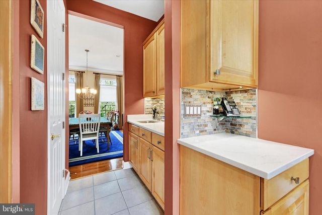 5200 SCENIC DR, Perry Hall, MD 21128
