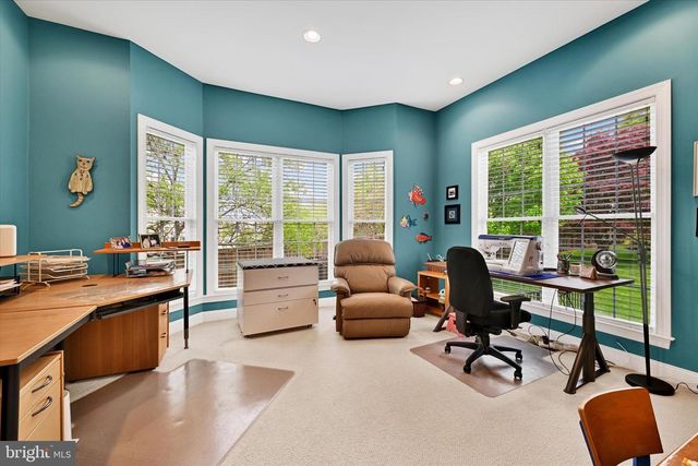 5200 SCENIC DR, Perry Hall, MD 21128