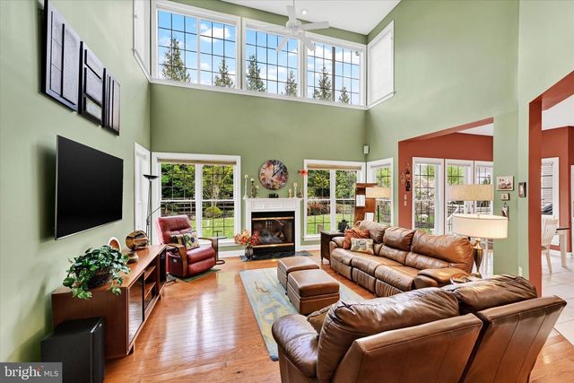 5200 SCENIC DR, Perry Hall, MD 21128