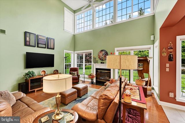 5200 SCENIC DR, Perry Hall, MD 21128
