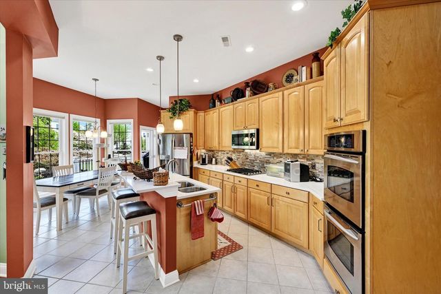 5200 SCENIC DR, Perry Hall, MD 21128