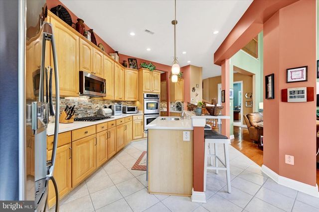 5200 SCENIC DR, Perry Hall, MD 21128