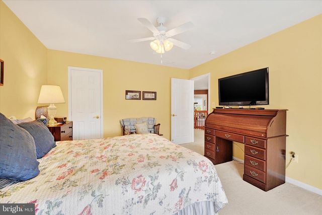 5200 SCENIC DR, Perry Hall, MD 21128
