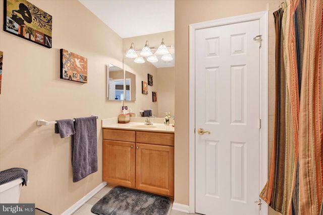 5200 SCENIC DR, Perry Hall, MD 21128