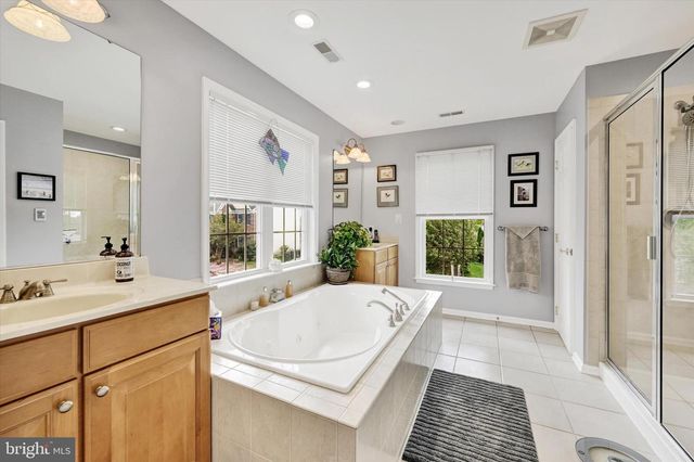 5200 SCENIC DR, Perry Hall, MD 21128