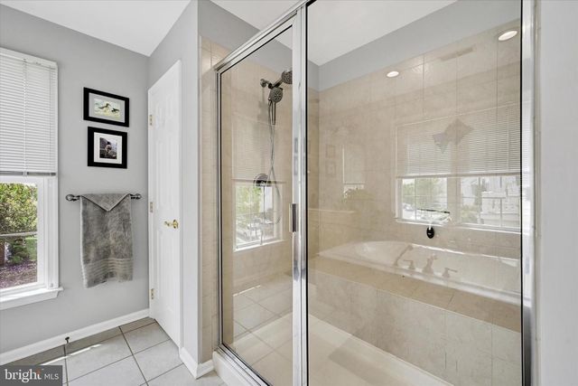 5200 SCENIC DR, Perry Hall, MD 21128