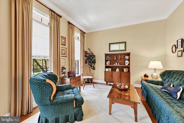 5200 SCENIC DR, Perry Hall, MD 21128