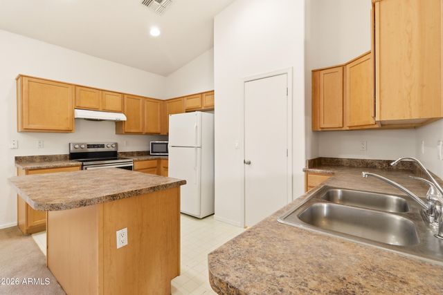1733 E DESERT BREEZE Place, Casa Grande, AZ 85122