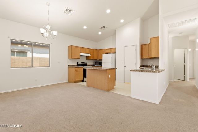 1733 E DESERT BREEZE Place, Casa Grande, AZ 85122