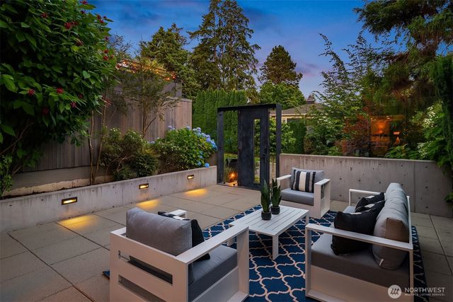 3908 NE 38th Street, Seattle, WA 98105