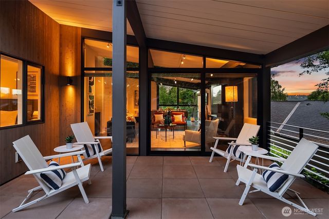 3908 NE 38th Street, Seattle, WA 98105
