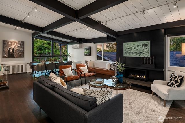 3908 NE 38th Street, Seattle, WA 98105