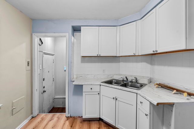 19412 Sussex Street, Detroit, MI 48235