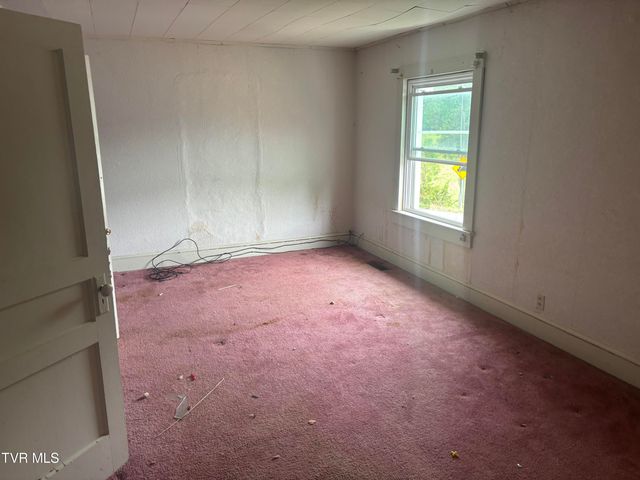 4410 Cherokee Road, Jonesborough, TN 37659