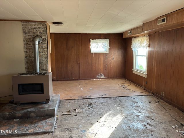 4410 Cherokee Road, Jonesborough, TN 37659
