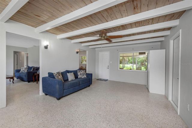 6191 6TH AVENUE S, St Petersburg, FL 33707