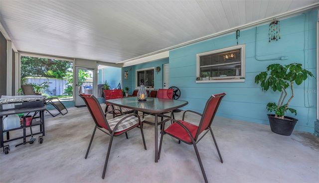 6191 6TH AVENUE S, St Petersburg, FL 33707