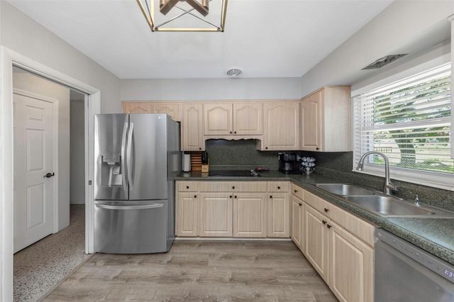 6191 6TH AVENUE S, St Petersburg, FL 33707
