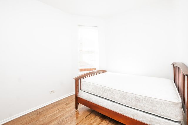 1306 S Central Park Avenue, Chicago, IL 60623