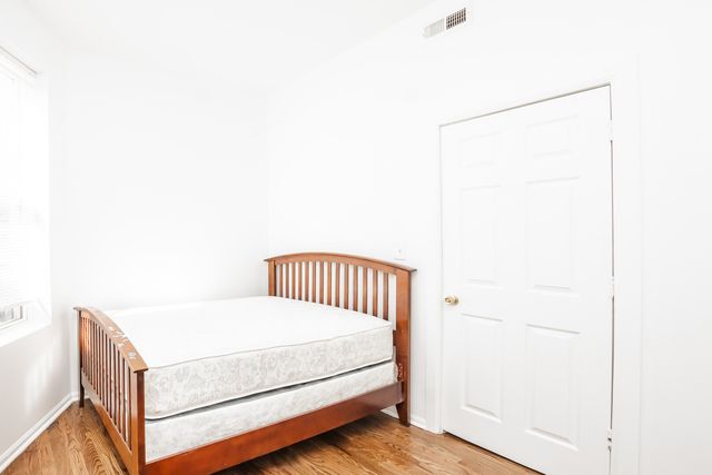 1306 S Central Park Avenue, Chicago, IL 60623