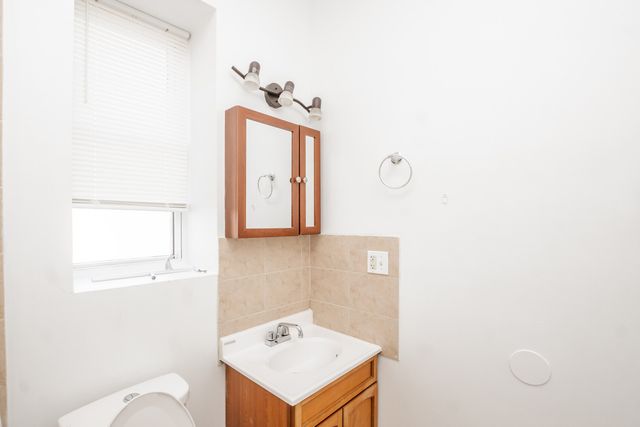 1306 S Central Park Avenue, Chicago, IL 60623