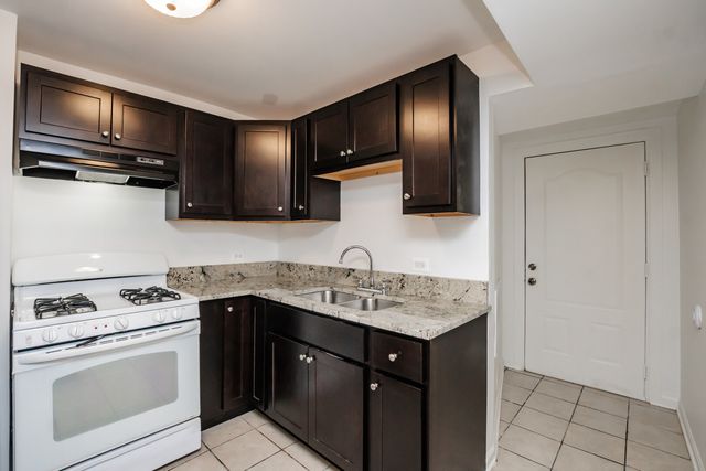 1306 S Central Park Avenue, Chicago, IL 60623