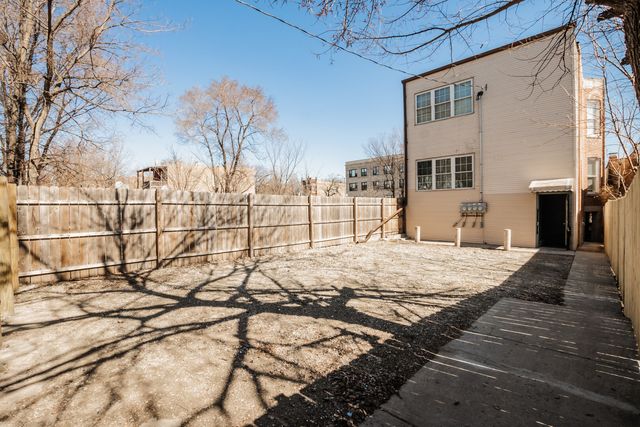 1306 S Central Park Avenue, Chicago, IL 60623