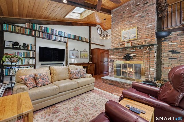 3 Satterlee Road, New Fairfield, CT 06812