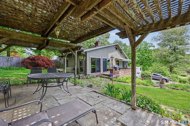 3 Satterlee Road, New Fairfield, CT 06812