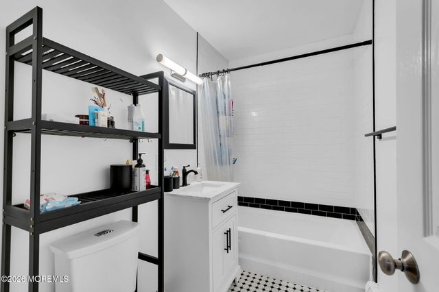 735 Greens Avenue 20B, Long Branch, NJ 07740