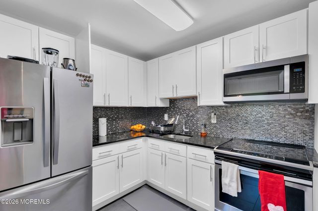 735 Greens Avenue 20B, Long Branch, NJ 07740
