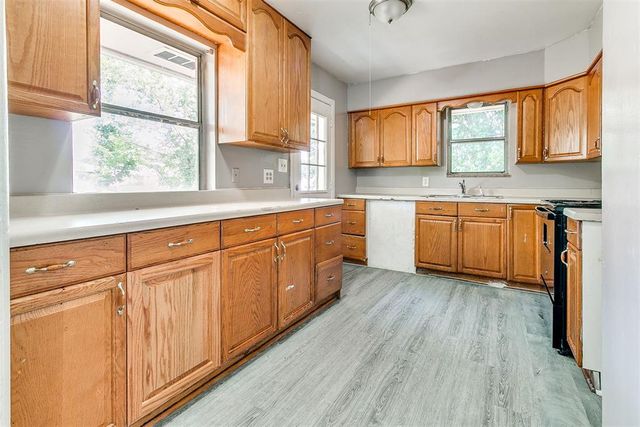 5209 N ROFF Avenue, Oklahoma City, OK 73112