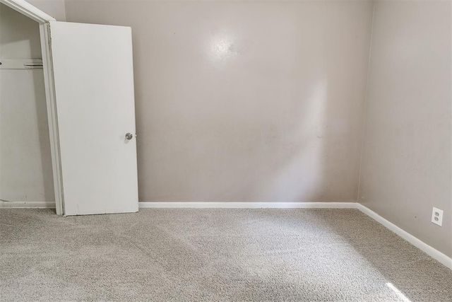 5209 N ROFF Avenue, Oklahoma City, OK 73112