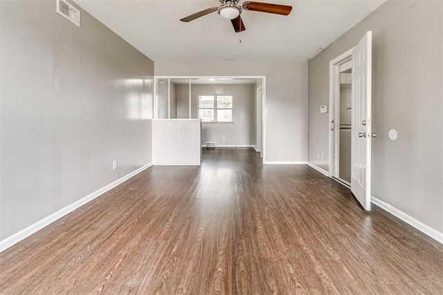 5209 N ROFF Avenue, Oklahoma City, OK 73112