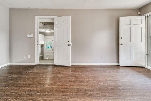 5209 N ROFF Avenue, Oklahoma City, OK 73112