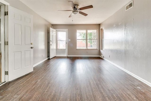 5209 N ROFF Avenue, Oklahoma City, OK 73112